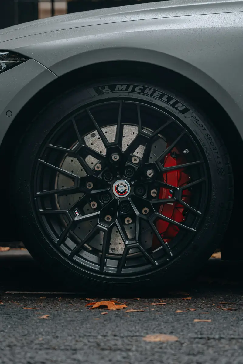 2023 BMW M4 CSL — photo 3