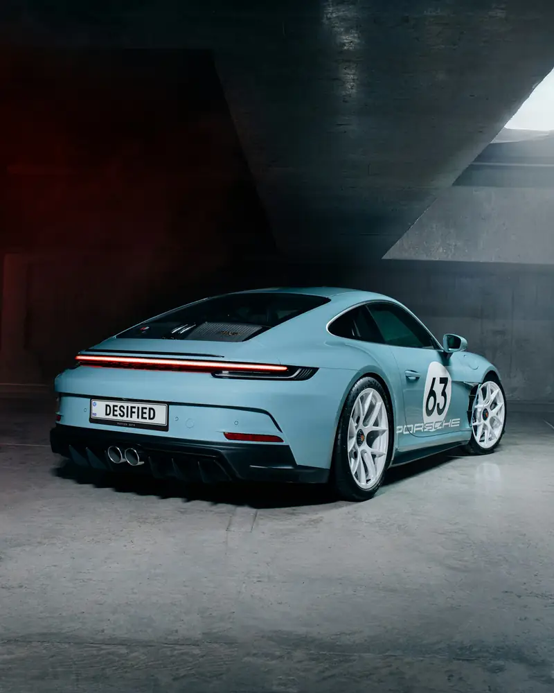 2024 Porsche 911 S/T — photo 3