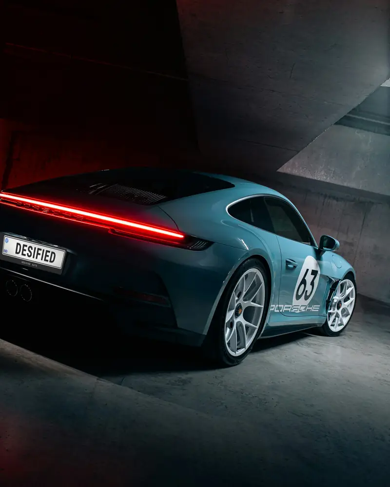 2024 Porsche 911 S/T — photo 5